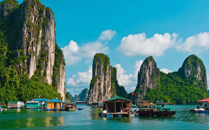 Hạ Long sở hữu tiềm năng du lịch vượt trội.