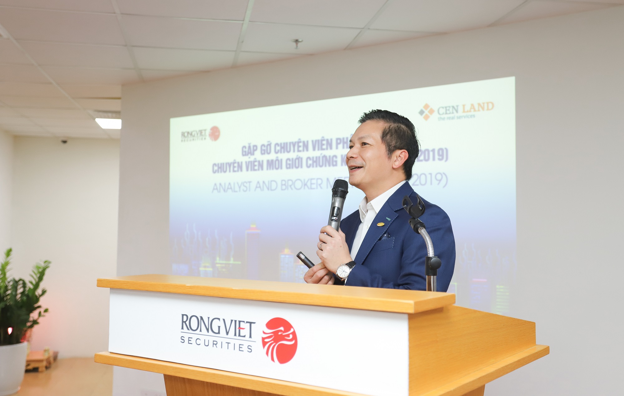 Cen Land mục tiêu lãi 2019 tăng 40%, quý I ước lãi 100 tỷ đồng