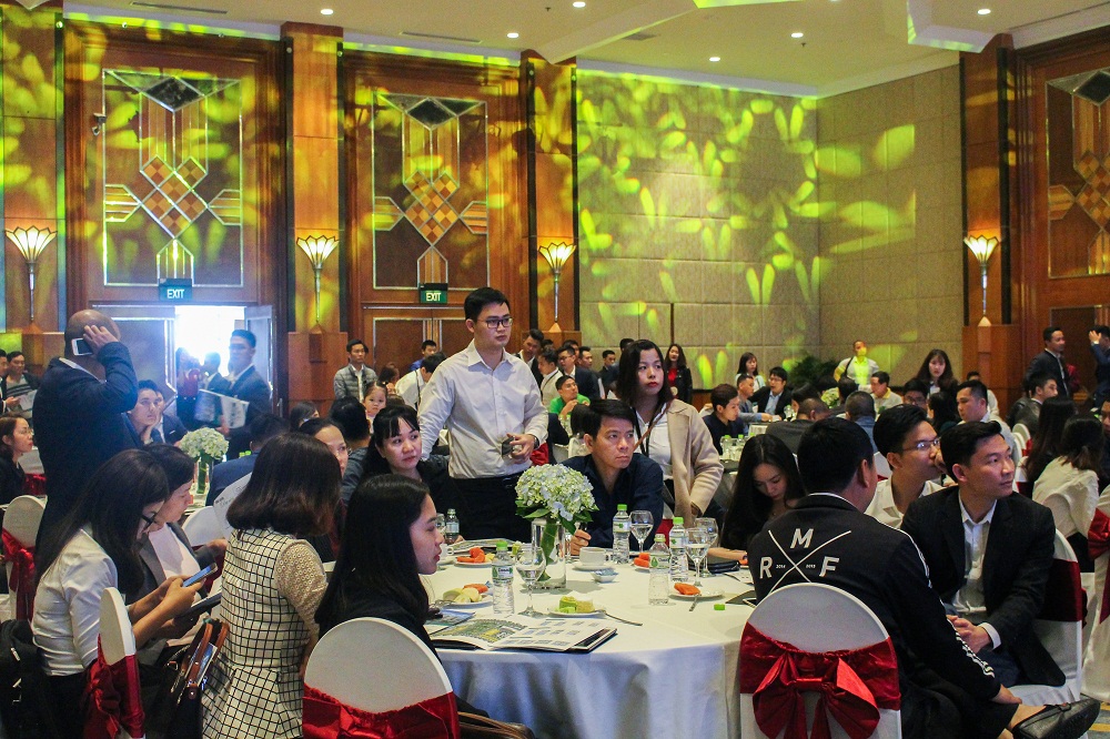 Gần 300 khách hàng tham dự Lễ giới thiệu dự án Khai Sơn Town